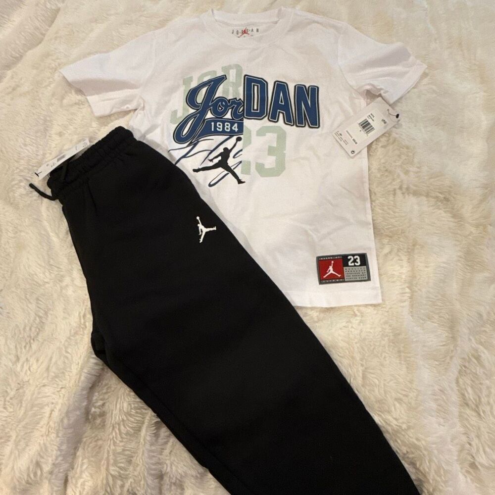 NWT Jordan, Nike two-piece outfit size small